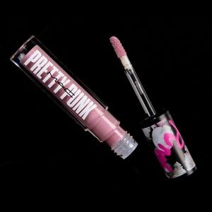 MAC Lip Glass God Save the Sheen
